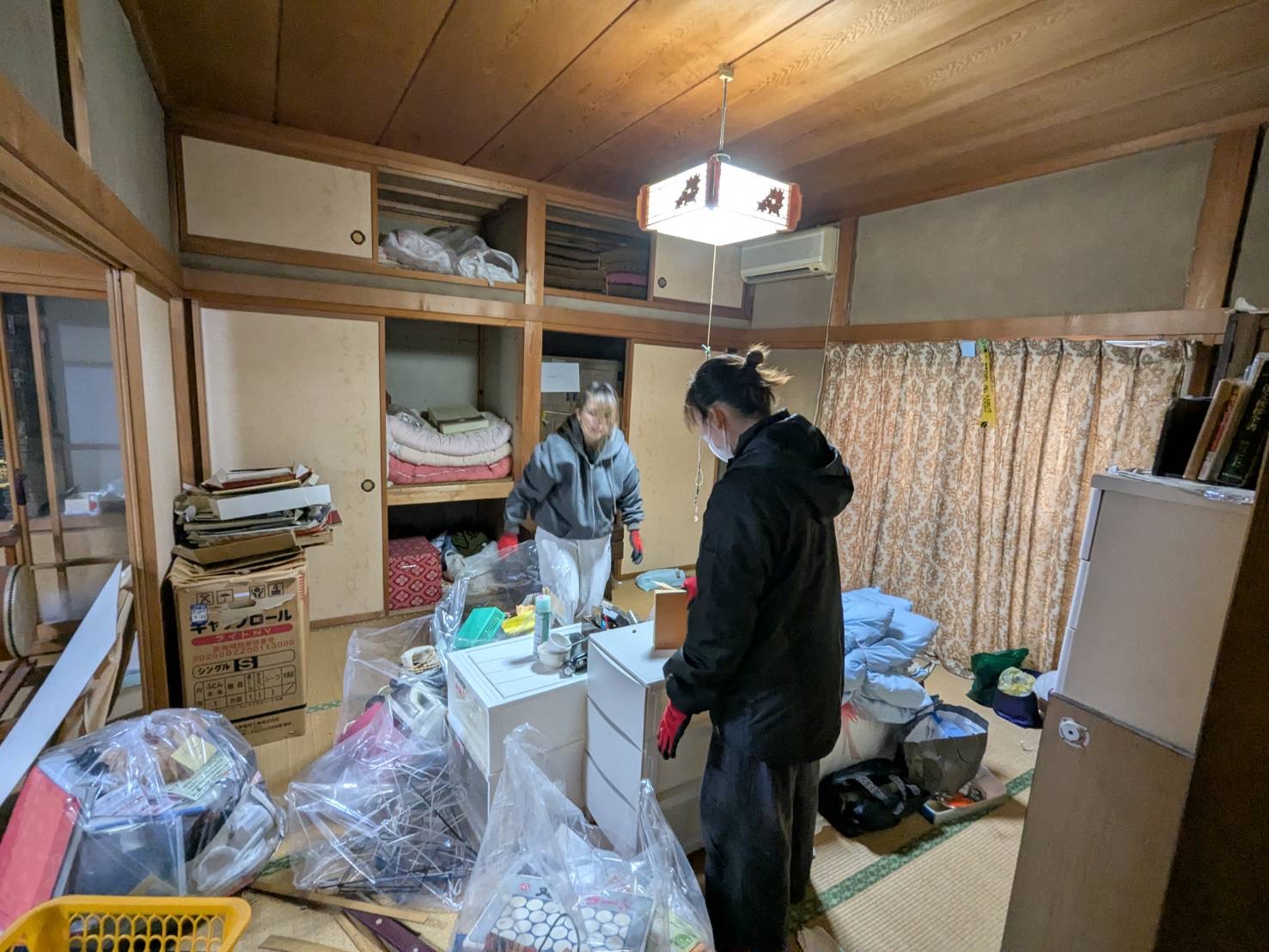 遺品整理の様子